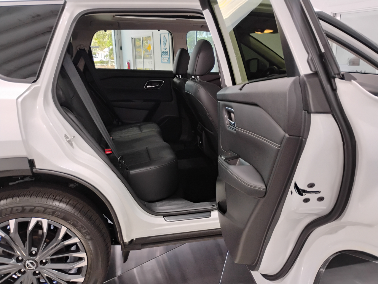 Nissan Rogue Platinum 2025