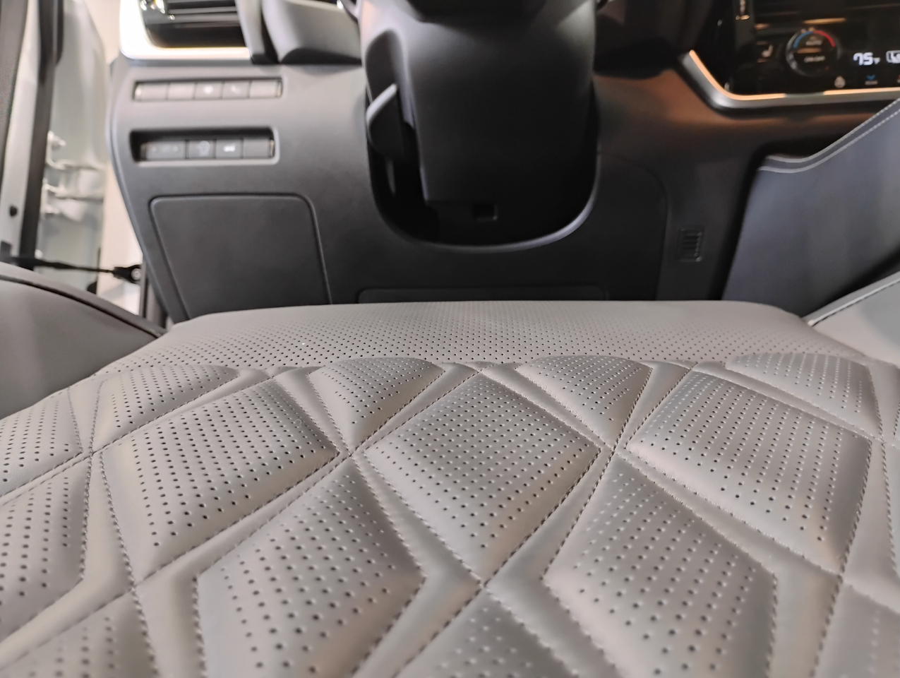 Nissan Rogue Platinum 2025