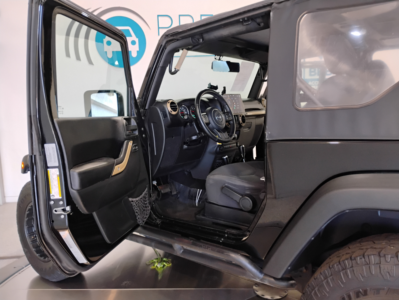 Jeep Wrangler Sport 4WD 2017