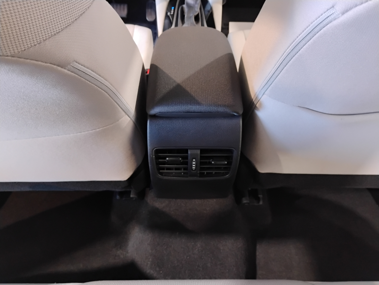 Toyota Corolla Cross L AWD 2022