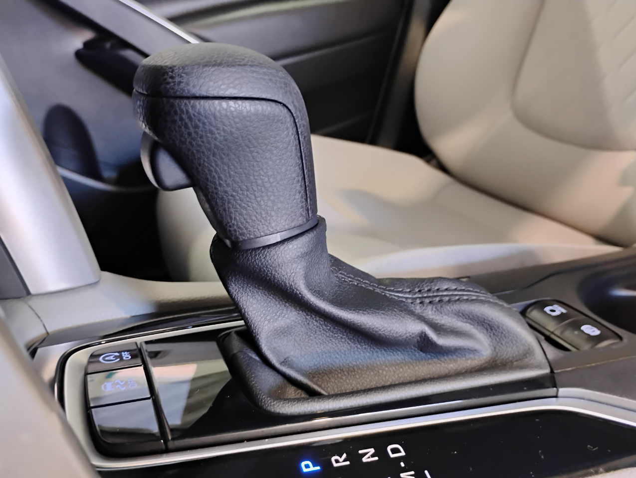 Toyota Corolla Cross L AWD 2022