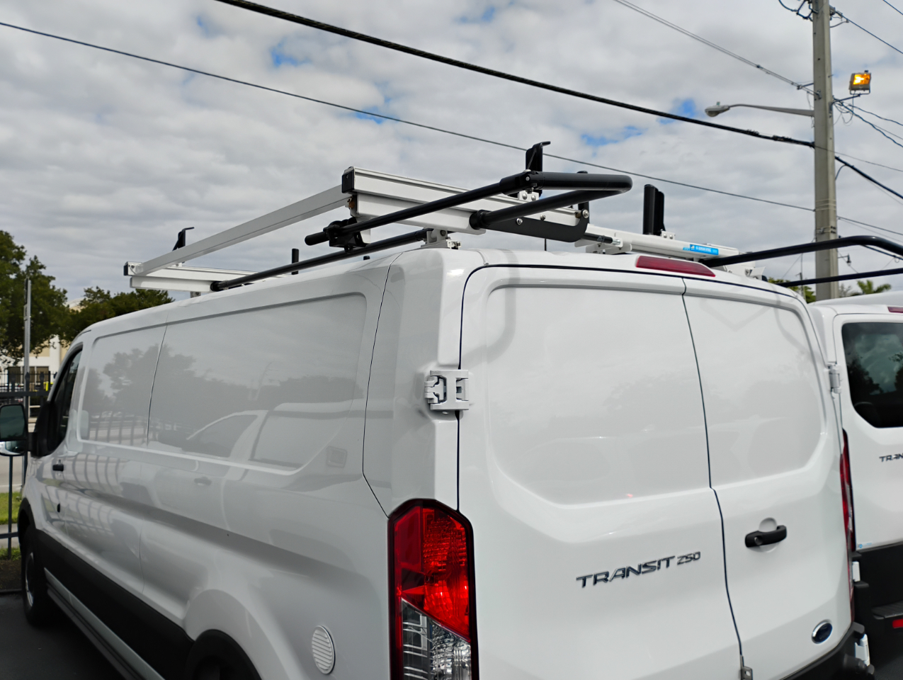 Ford Transit 250 Van 2024