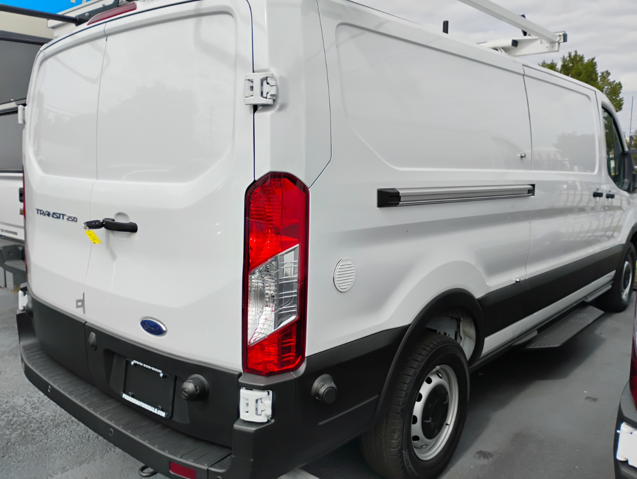Ford Transit 250 Van 2024