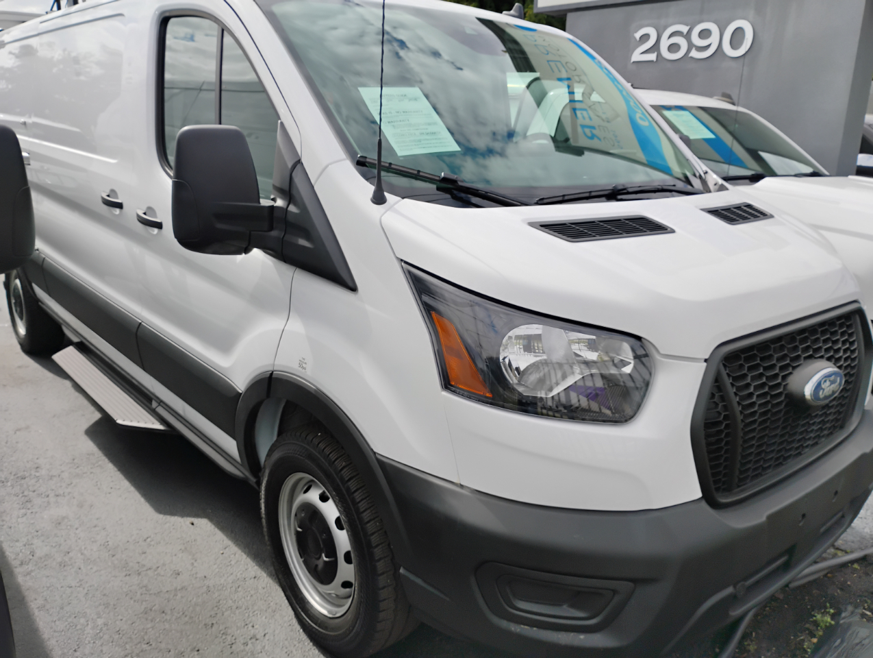 Ford Transit 250 Van 2024