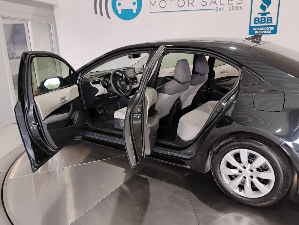 Toyota Corolla LE 2020