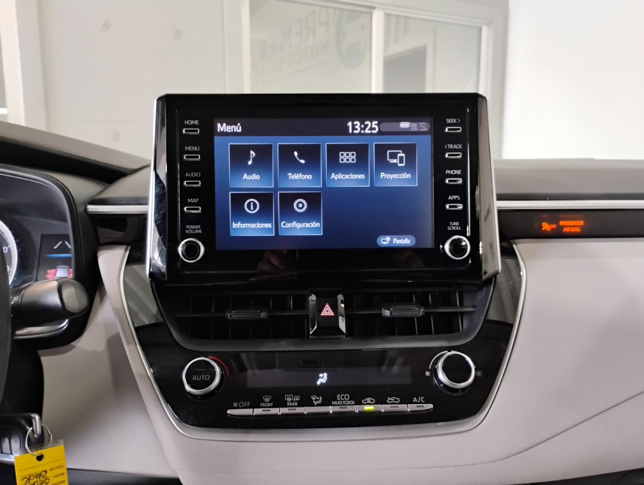 Toyota Corolla LE 2020