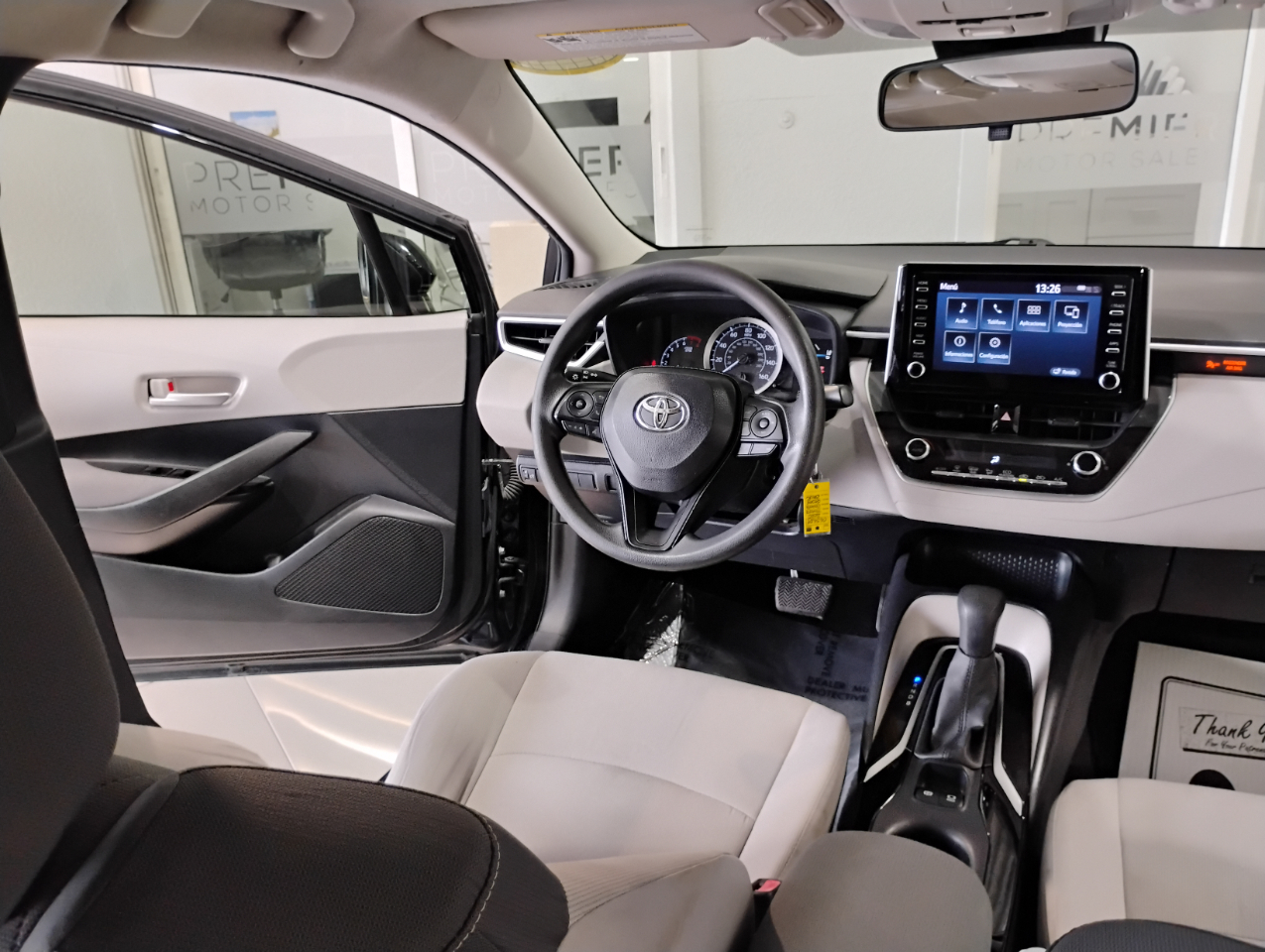 Toyota Corolla LE 2020