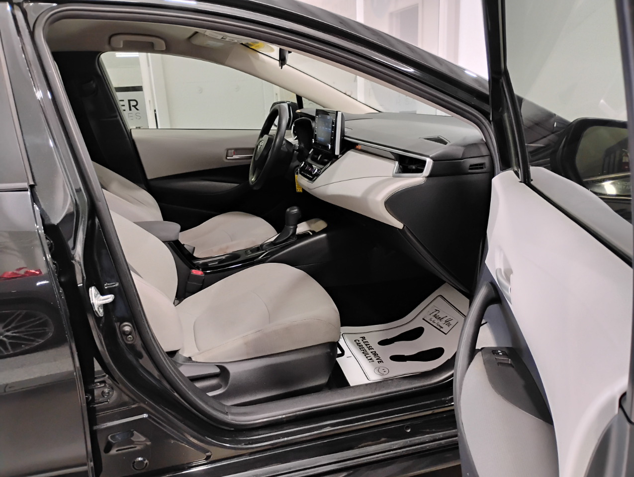 Toyota Corolla LE 2020