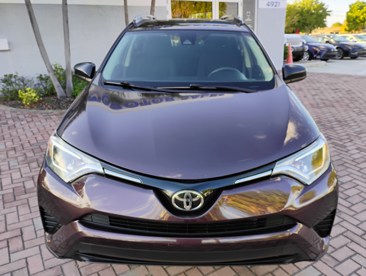 Toyota RAV4 LE FWD 2017