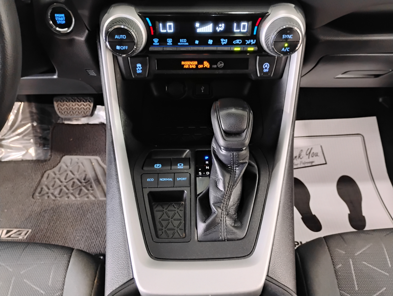 Toyota RAV4 XLE 2021