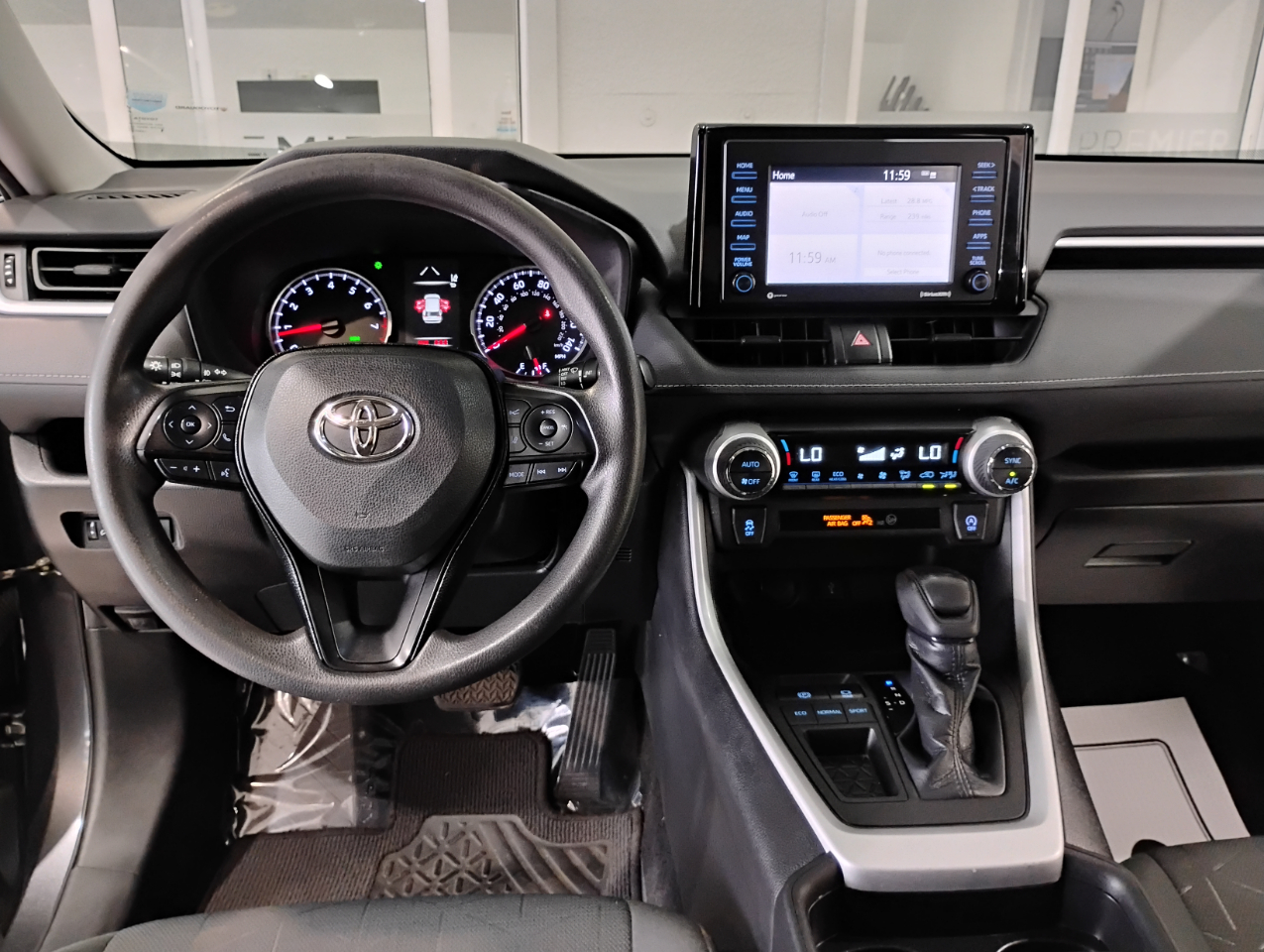 Toyota RAV4 XLE 2021