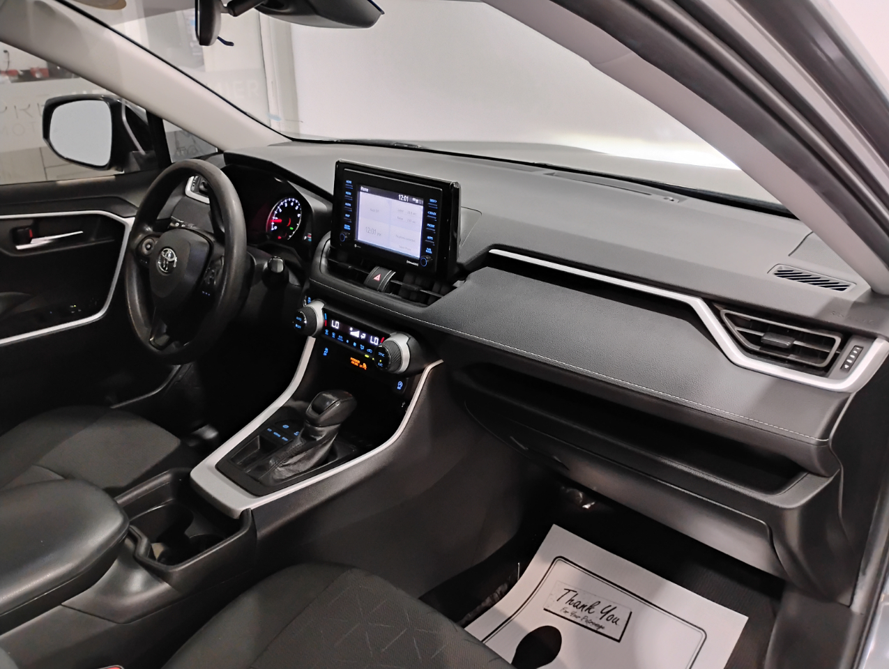 Toyota RAV4 XLE 2021