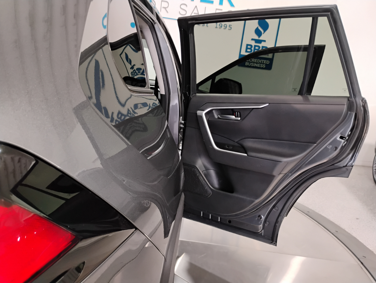 Toyota RAV4 XLE 2021