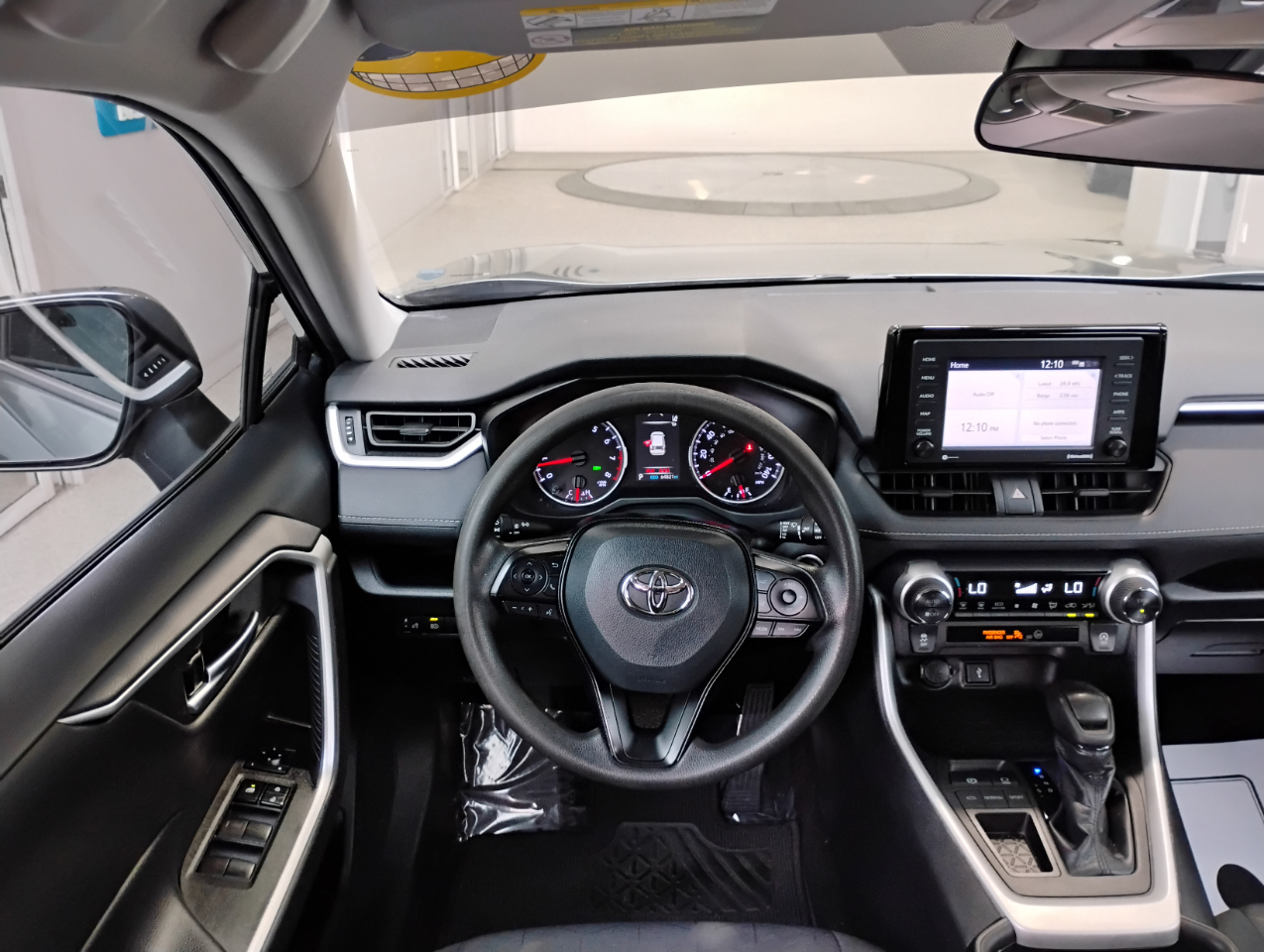 Toyota RAV4 XLE 2021