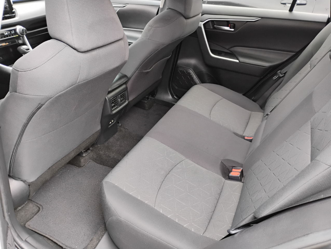 Toyota RAV4 XLE 2021