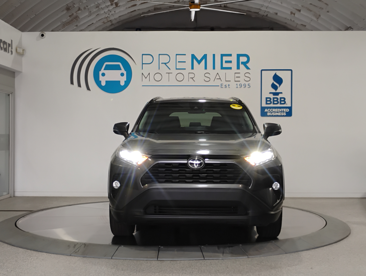 Toyota RAV4 XLE 2021