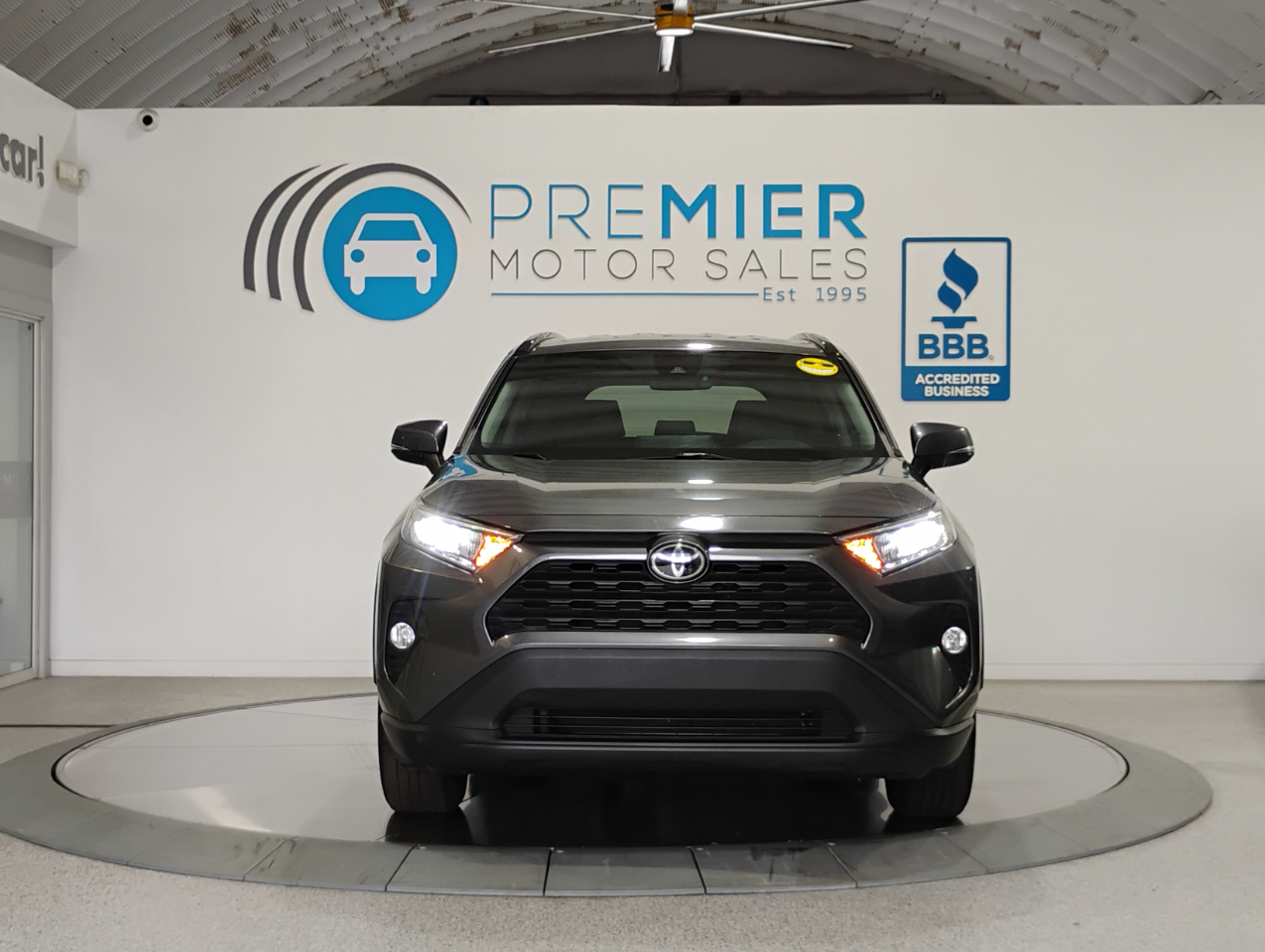 Toyota RAV4 XLE 2021