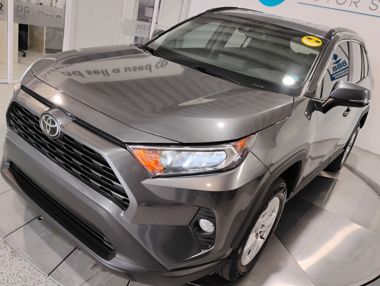 Toyota RAV4 XLE 2021