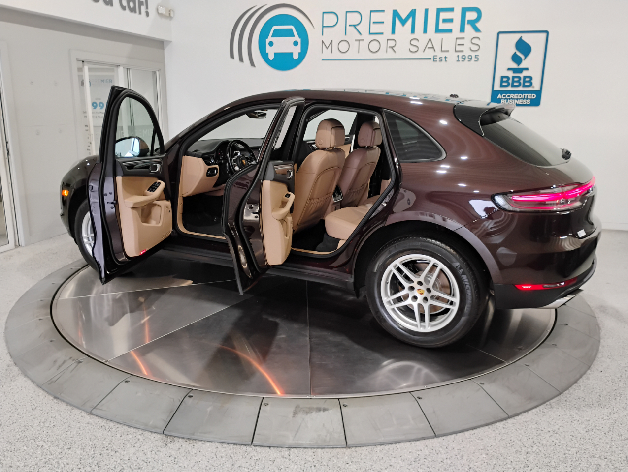 Porsche Macan AWD 2021