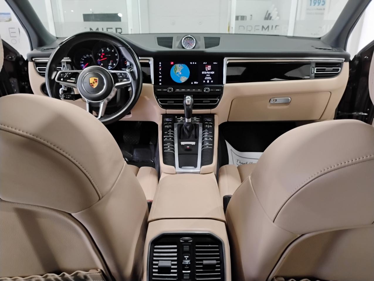 Porsche Macan AWD 2021