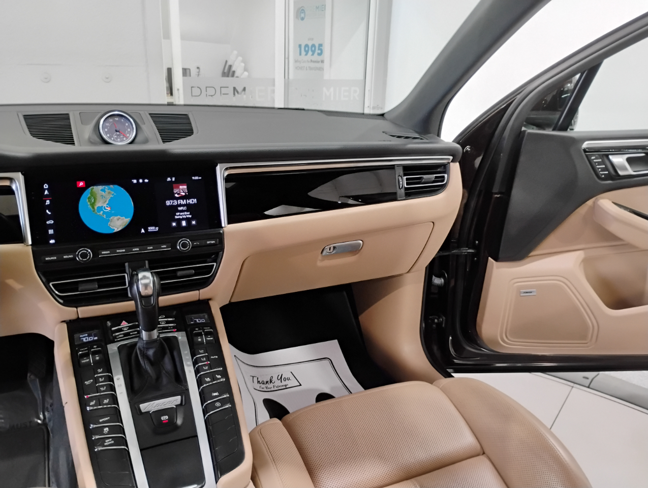 Porsche Macan AWD 2021