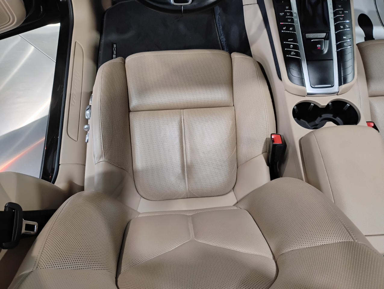 Porsche Macan AWD 2021