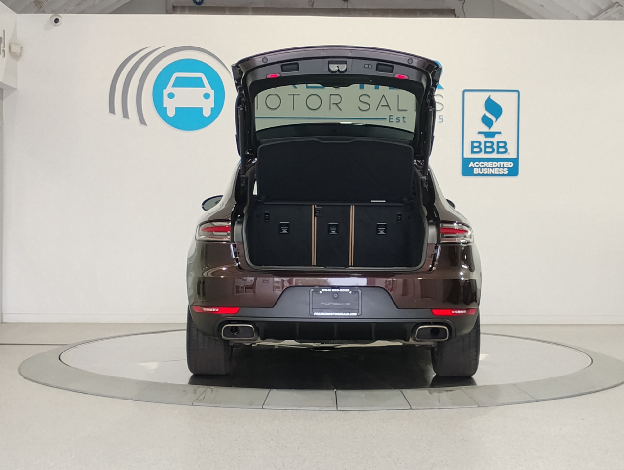 Porsche Macan AWD 2021