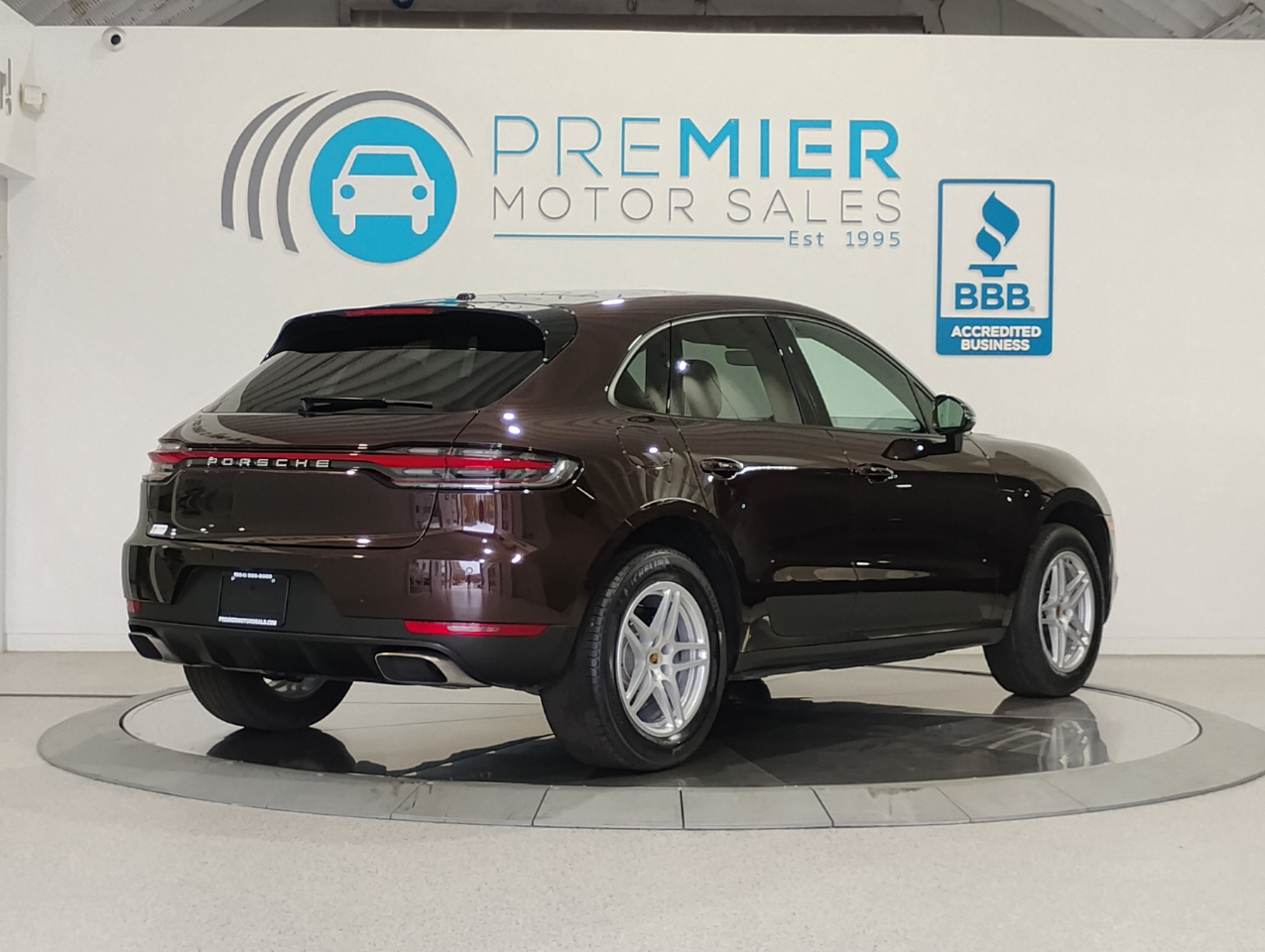 Porsche Macan AWD 2021