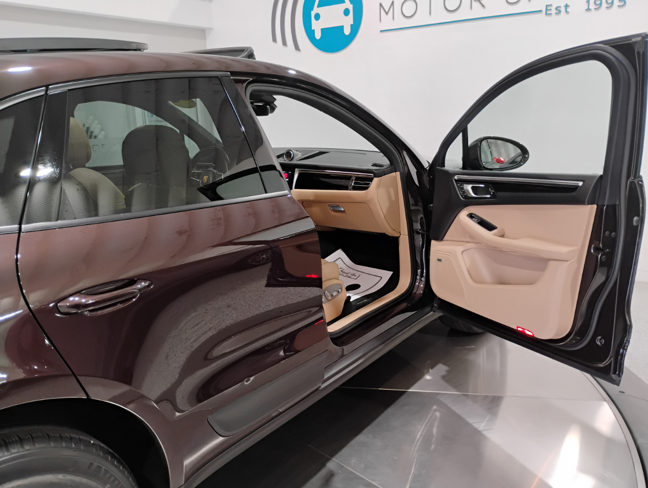 Porsche Macan AWD 2021