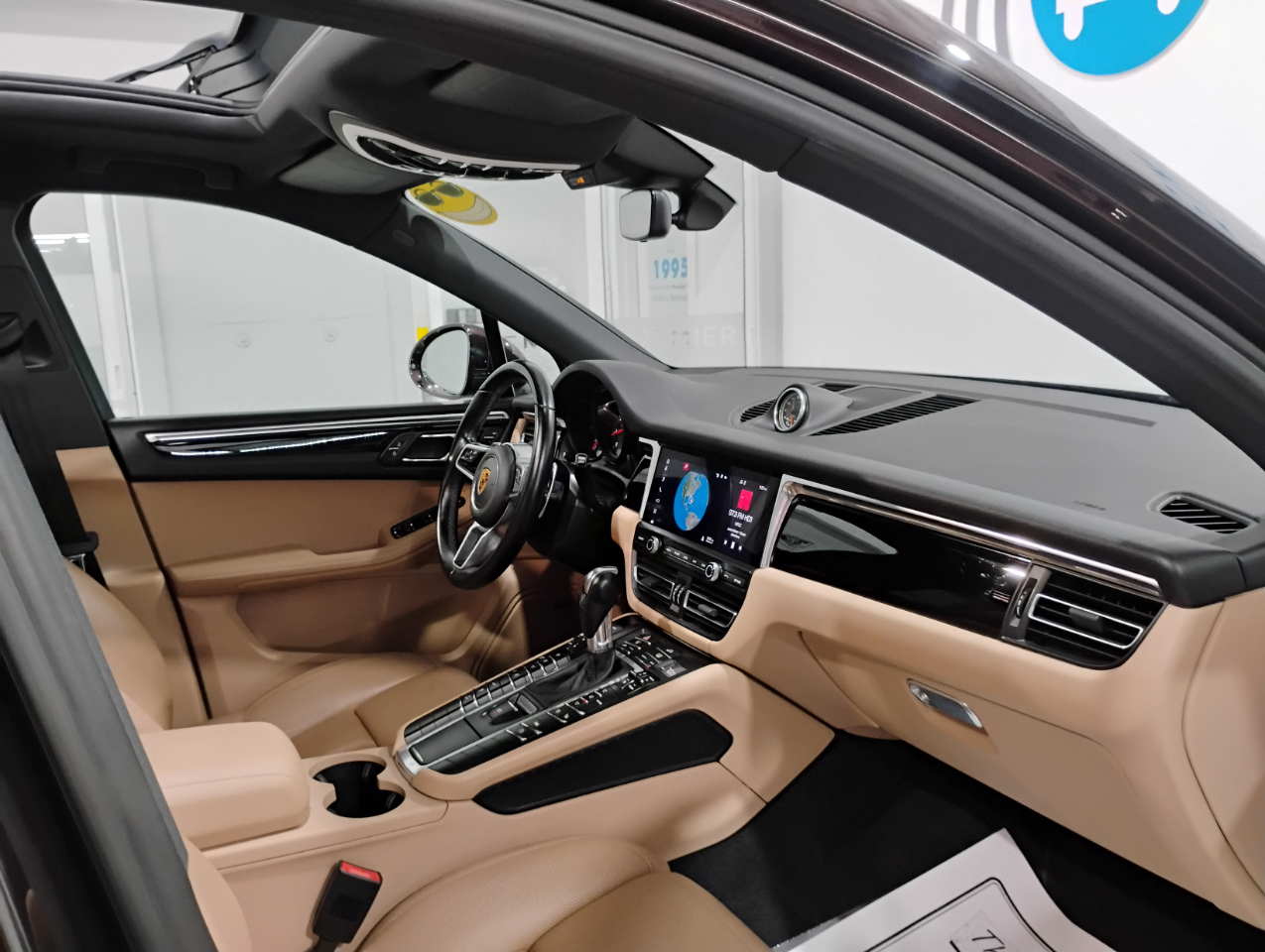 Porsche Macan AWD 2021