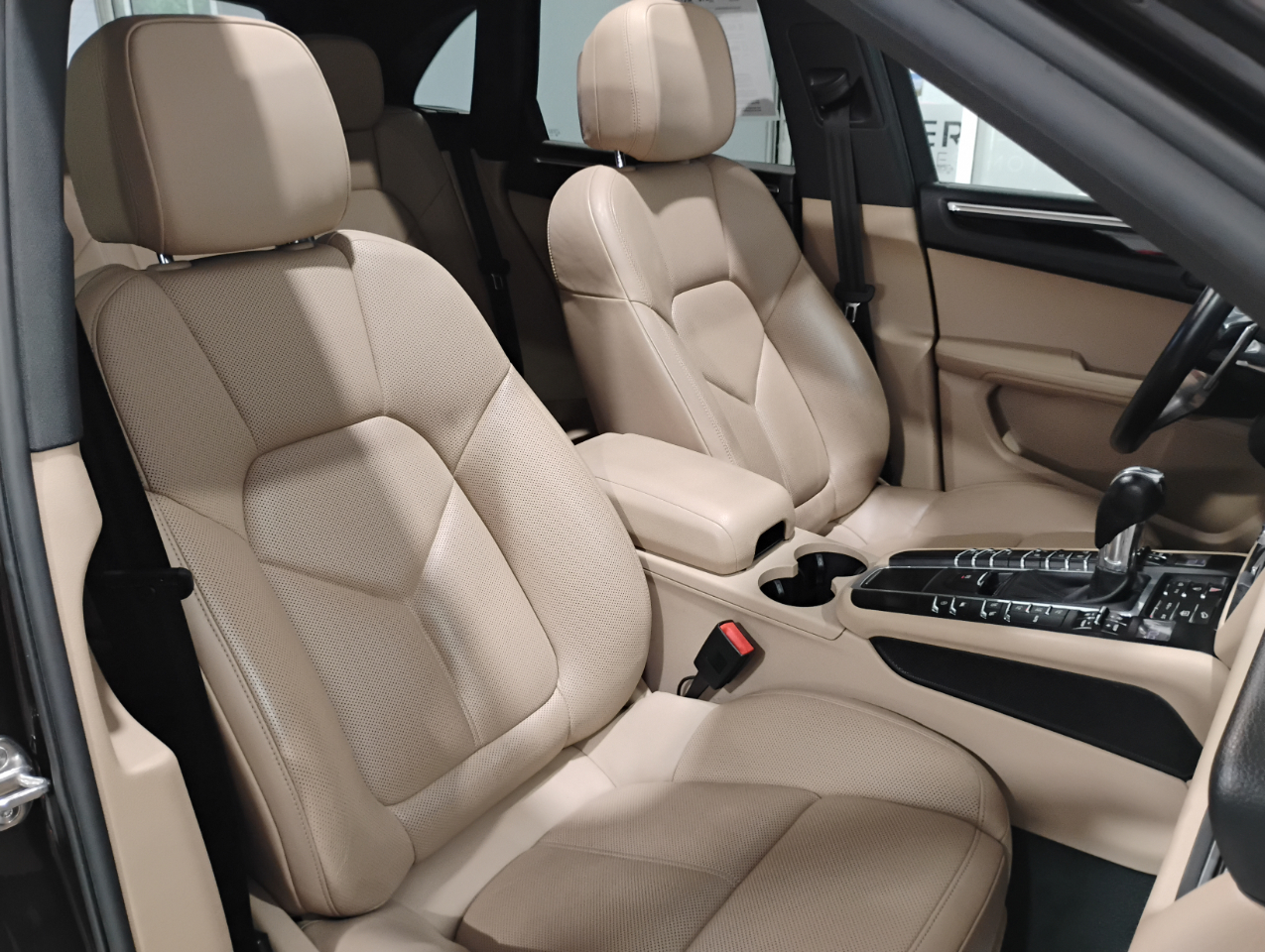 Porsche Macan AWD 2021