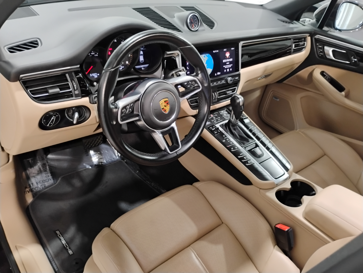 Porsche Macan AWD 2021