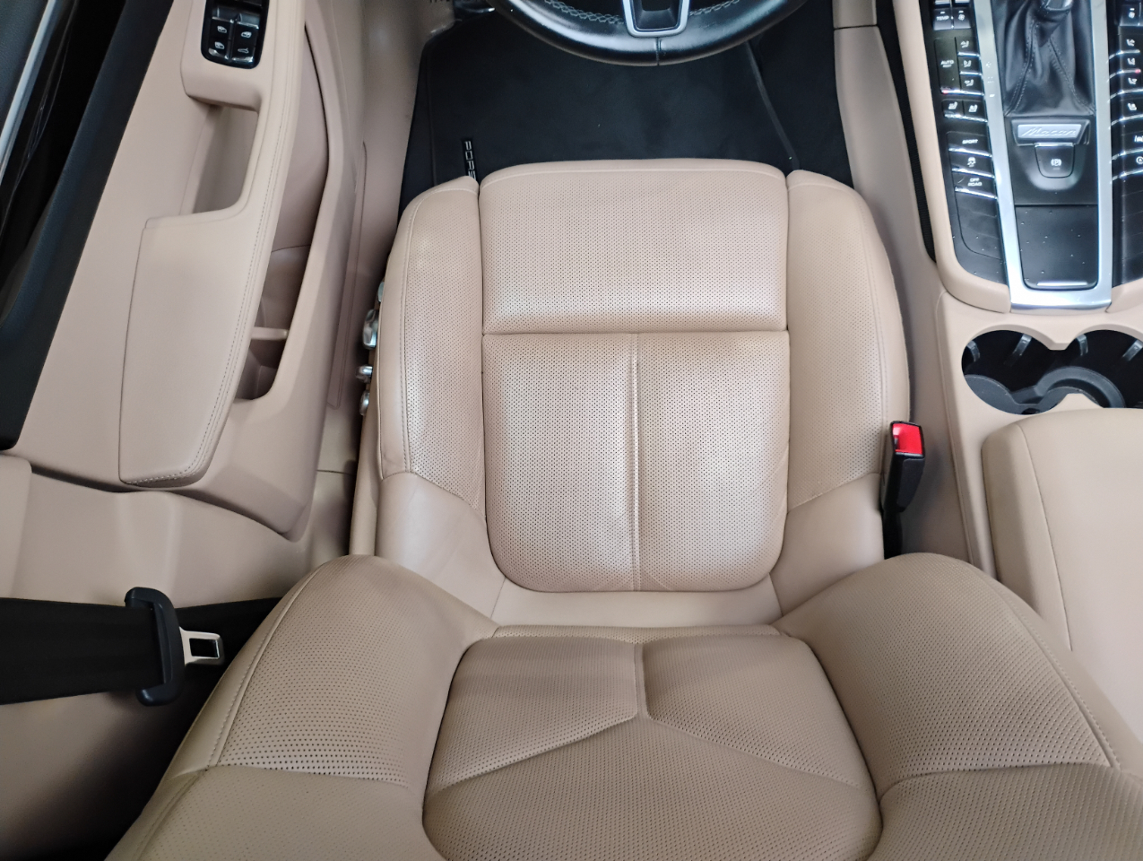 Porsche Macan AWD 2021