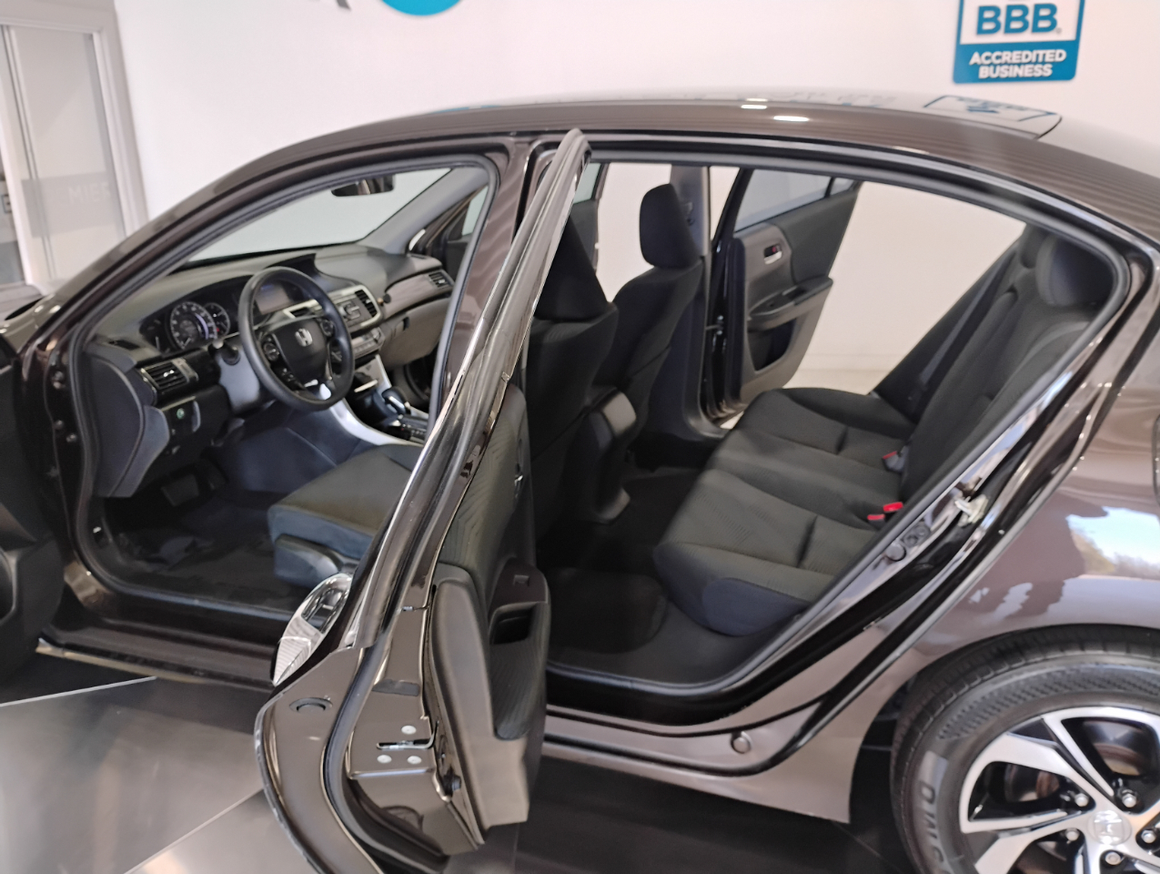 Honda Accord LX Sedan CVT 2017