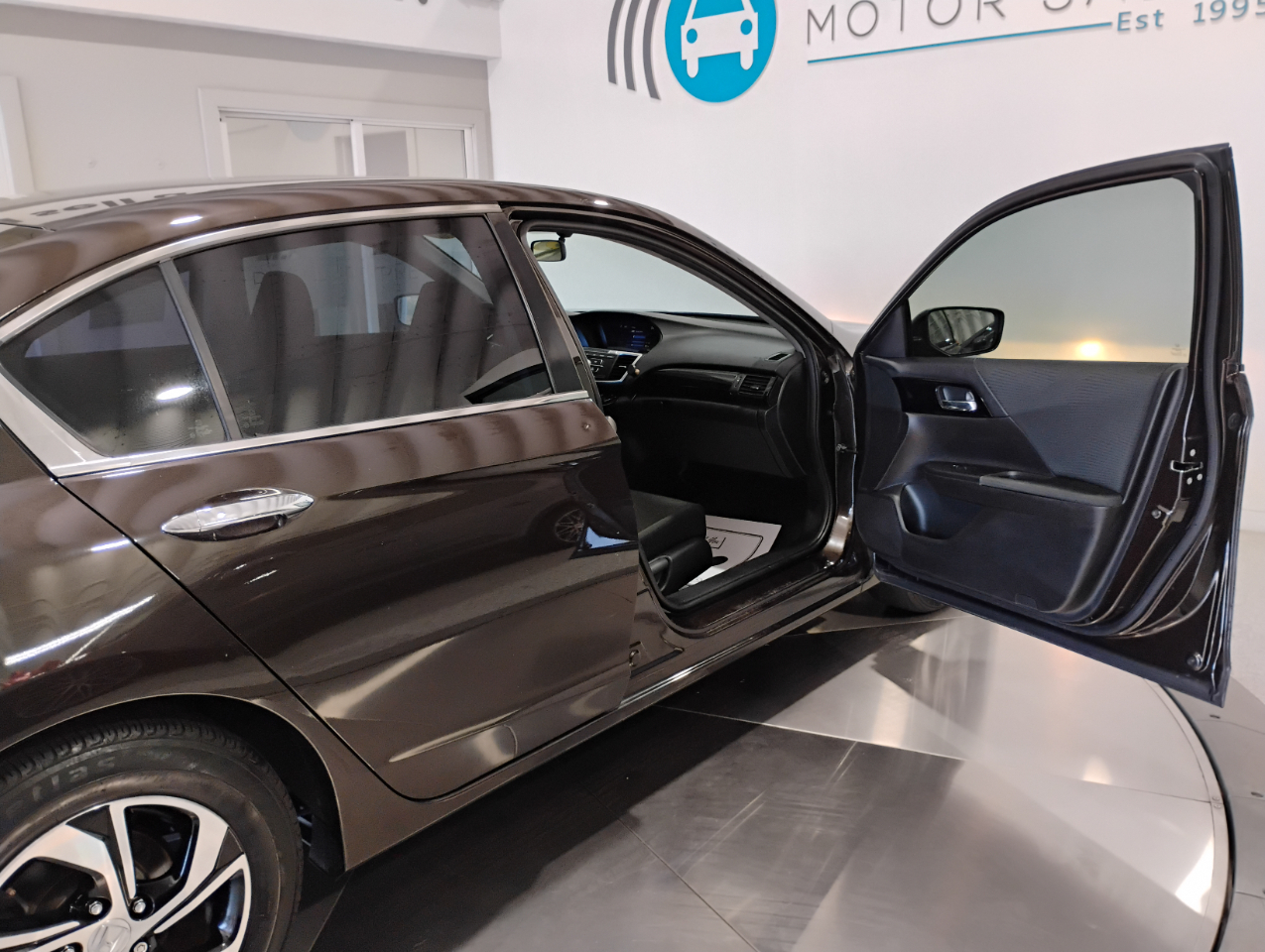 Honda Accord LX Sedan CVT 2017