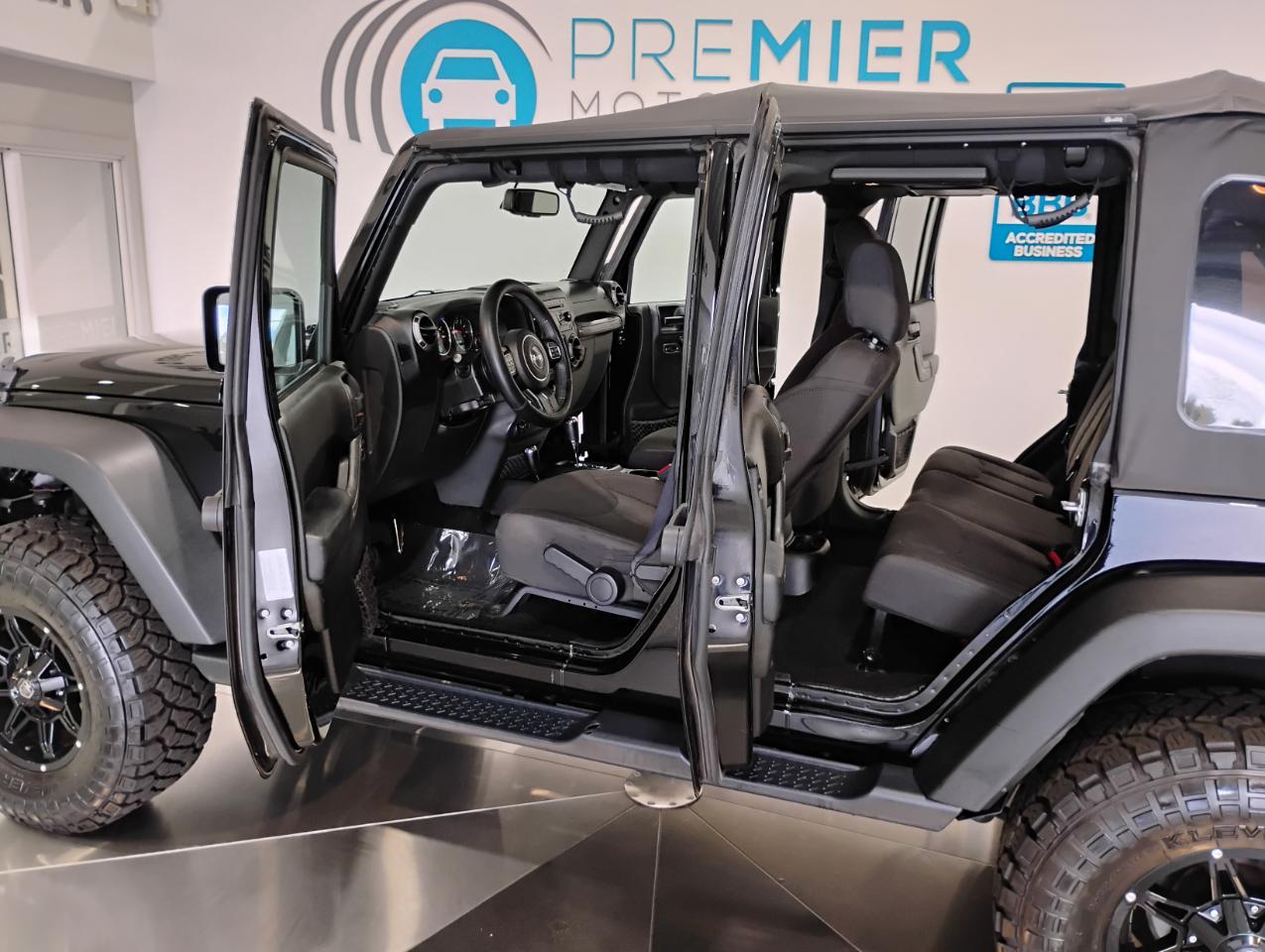 Jeep Wrangler Unlimited Sport 4WD 2017