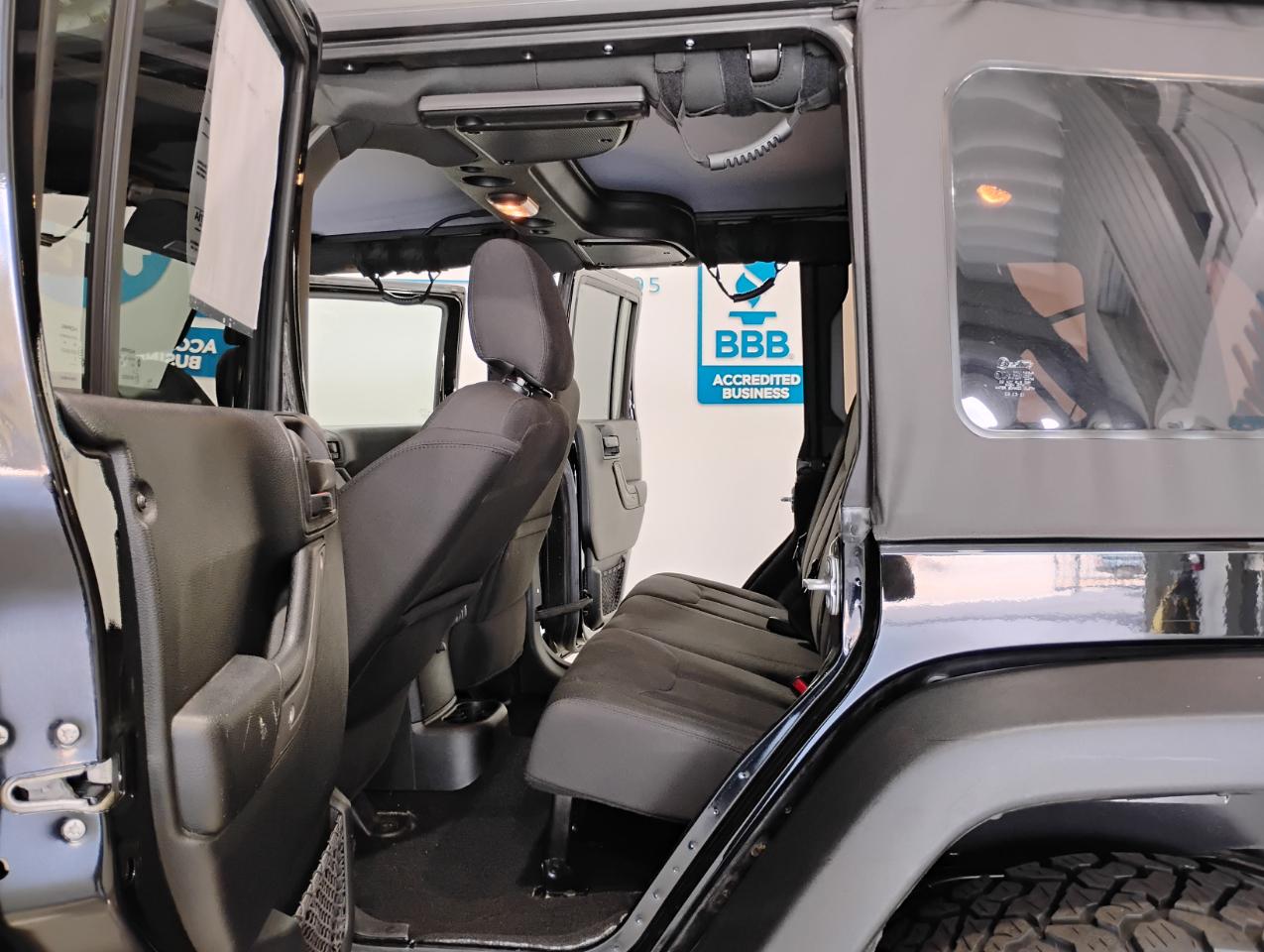 Jeep Wrangler Unlimited Sport 4WD 2017