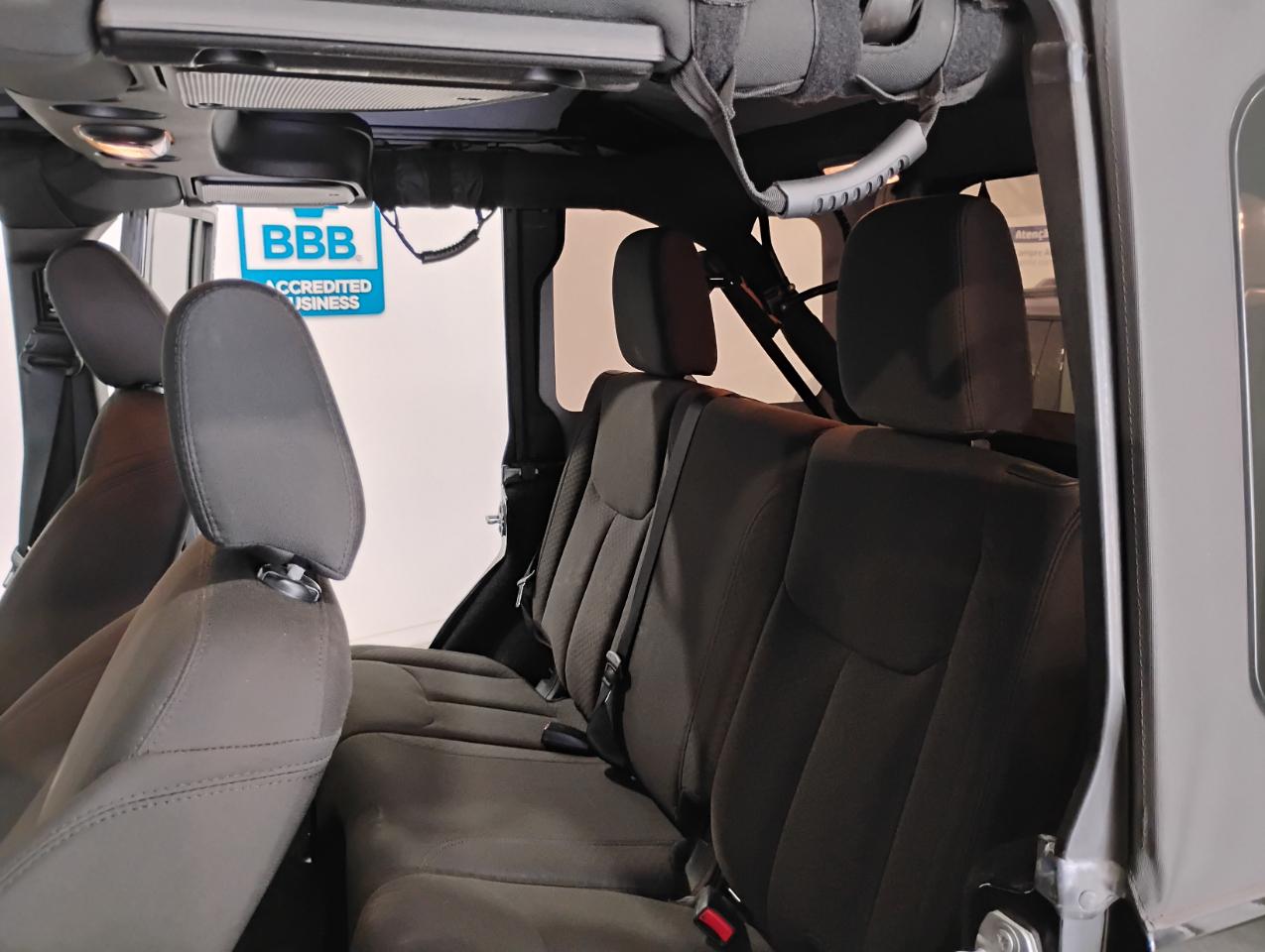 Jeep Wrangler Unlimited Sport 4WD 2017