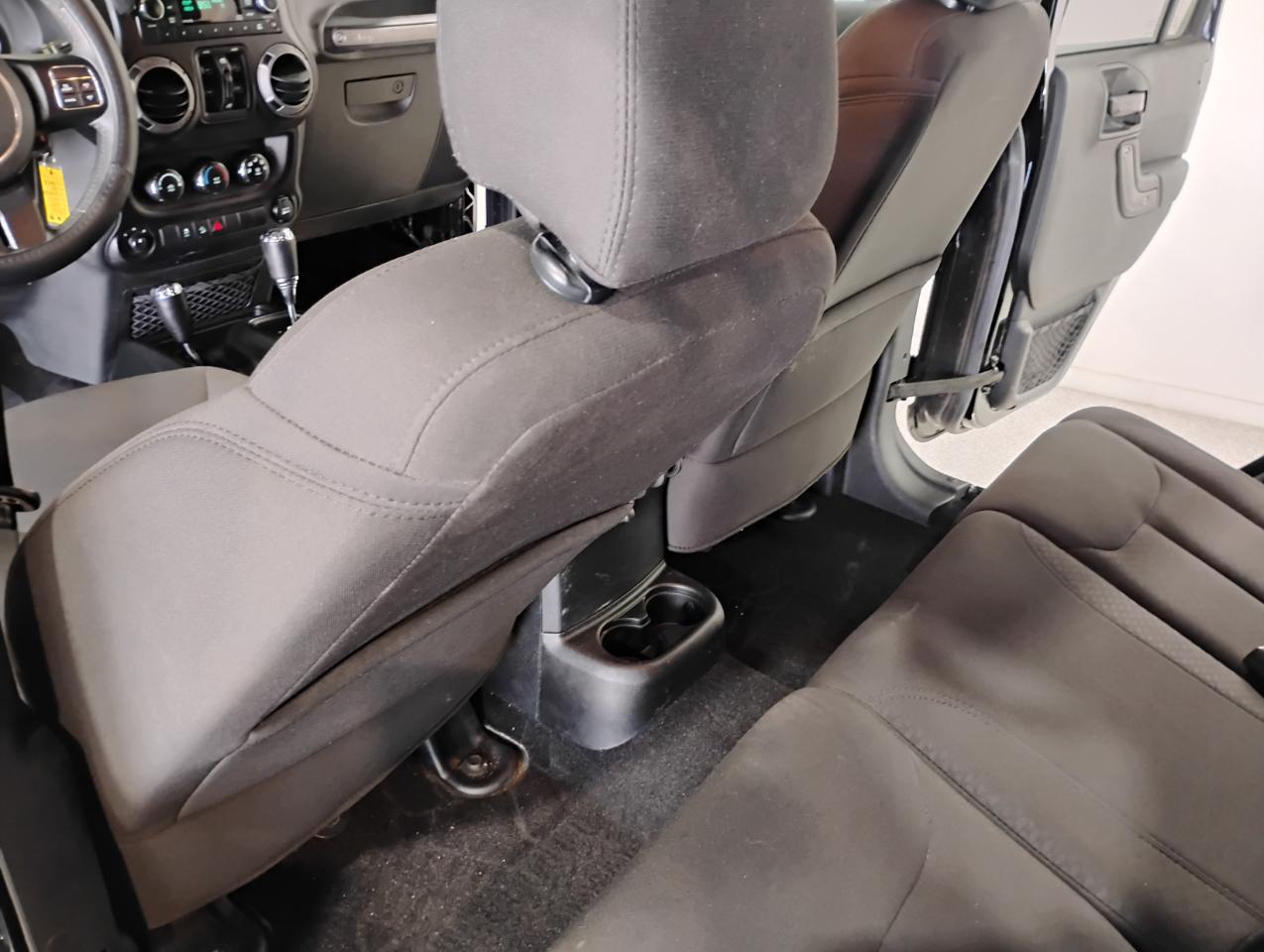 Jeep Wrangler Unlimited Sport 4WD 2017