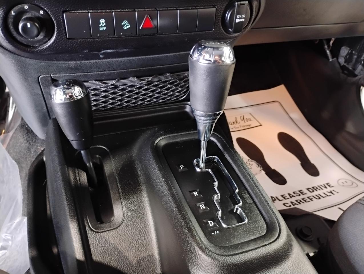 Jeep Wrangler Unlimited Sport 4WD 2017