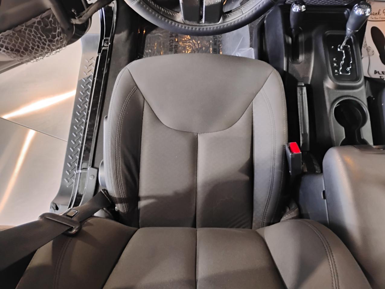 Jeep Wrangler Unlimited Sport 4WD 2017