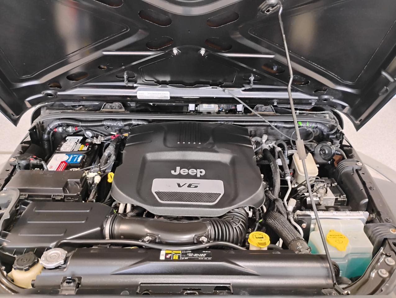 Jeep Wrangler Unlimited Sport 4WD 2017