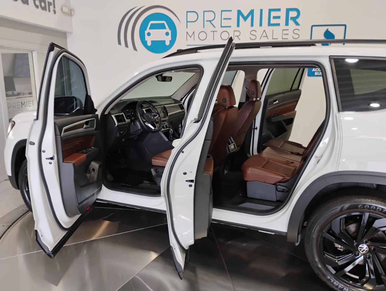 Volkswagen Atlas V6 SE w/Technology 2023