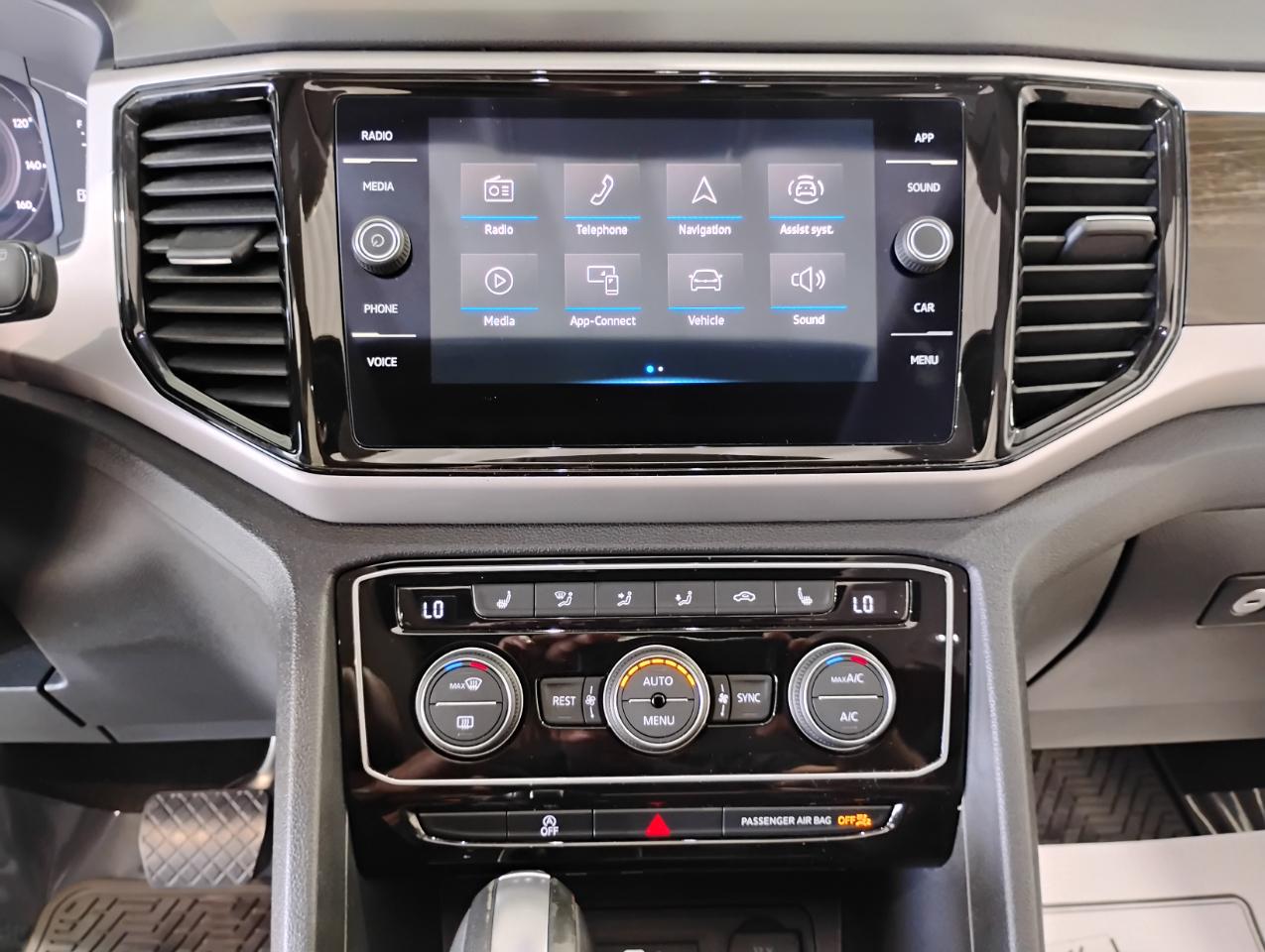 Volkswagen Atlas V6 SE w/Technology 2023