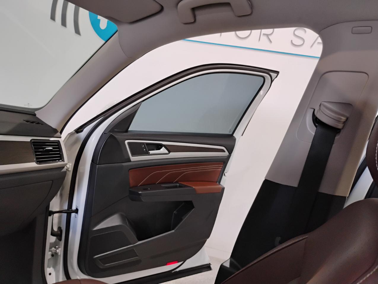 Volkswagen Atlas V6 SE w/Technology 2023