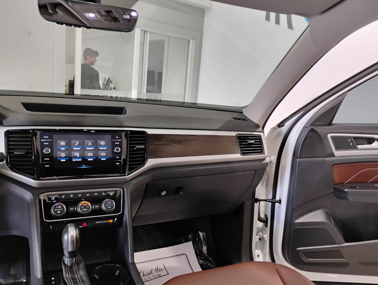 Volkswagen Atlas V6 SE w/Technology 2023