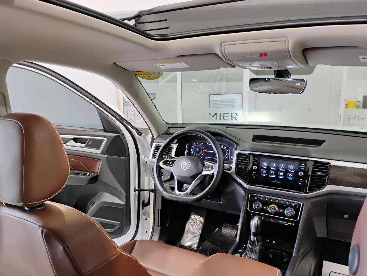 Volkswagen Atlas V6 SE w/Technology 2023