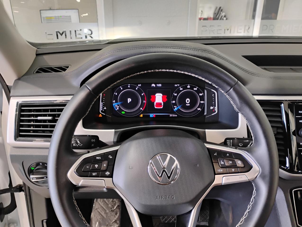 Volkswagen Atlas V6 SE w/Technology 2023