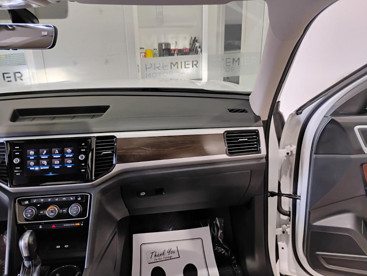 Volkswagen Atlas V6 SE w/Technology 2023