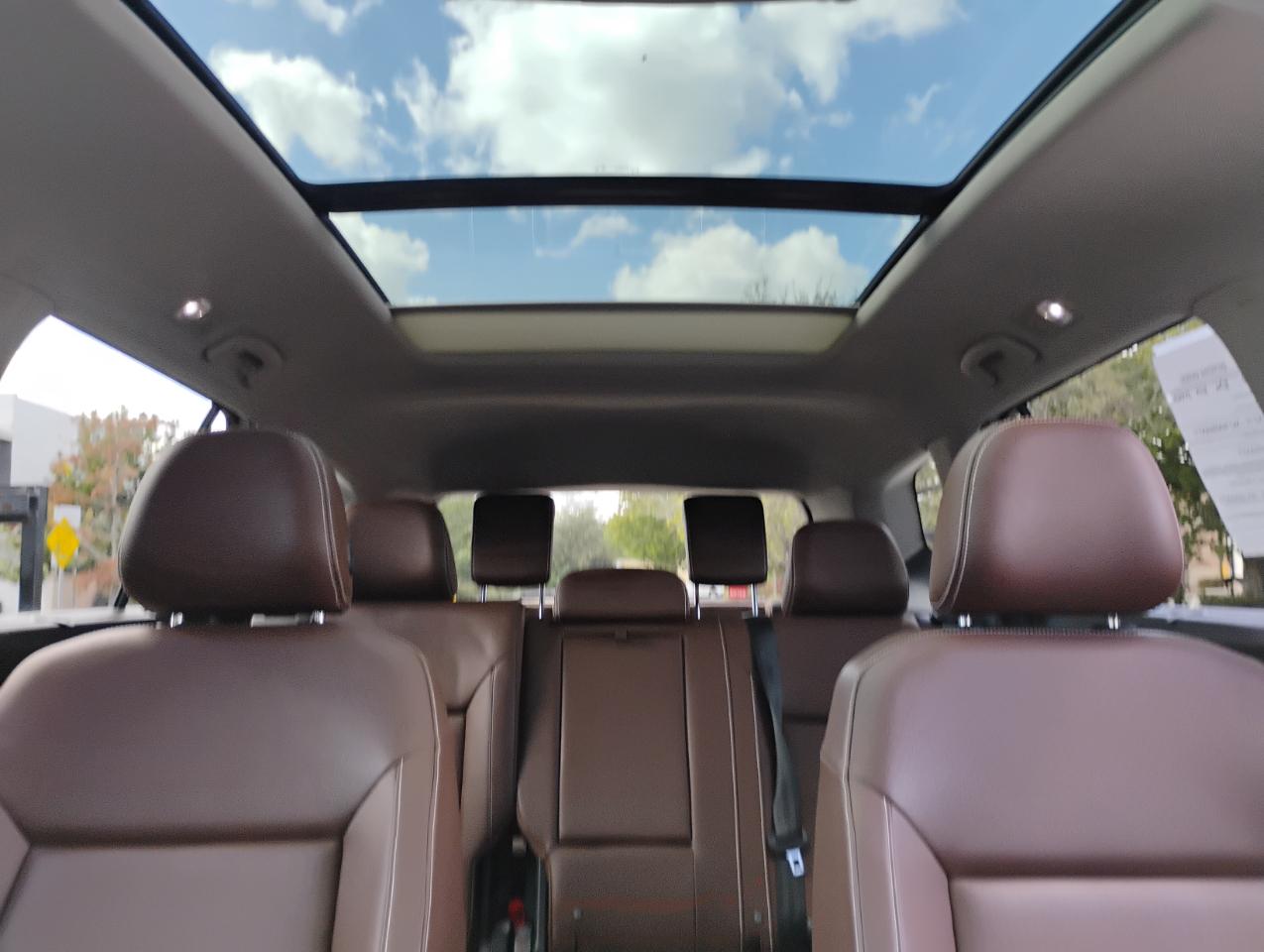 Volkswagen Atlas V6 SE w/Technology 2023